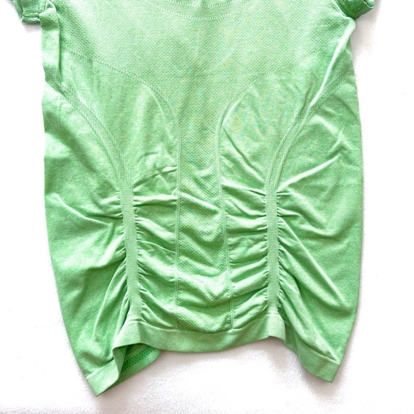 Athleta Fastest Track Lime Green Short Sleeve Athletic Yoga Support Top Size S - Picture 9 of 13